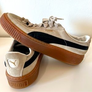 Puma Suede Classic Sneakers